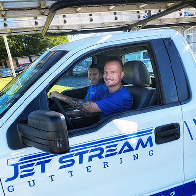 men-in-truck Guttering Kansas City